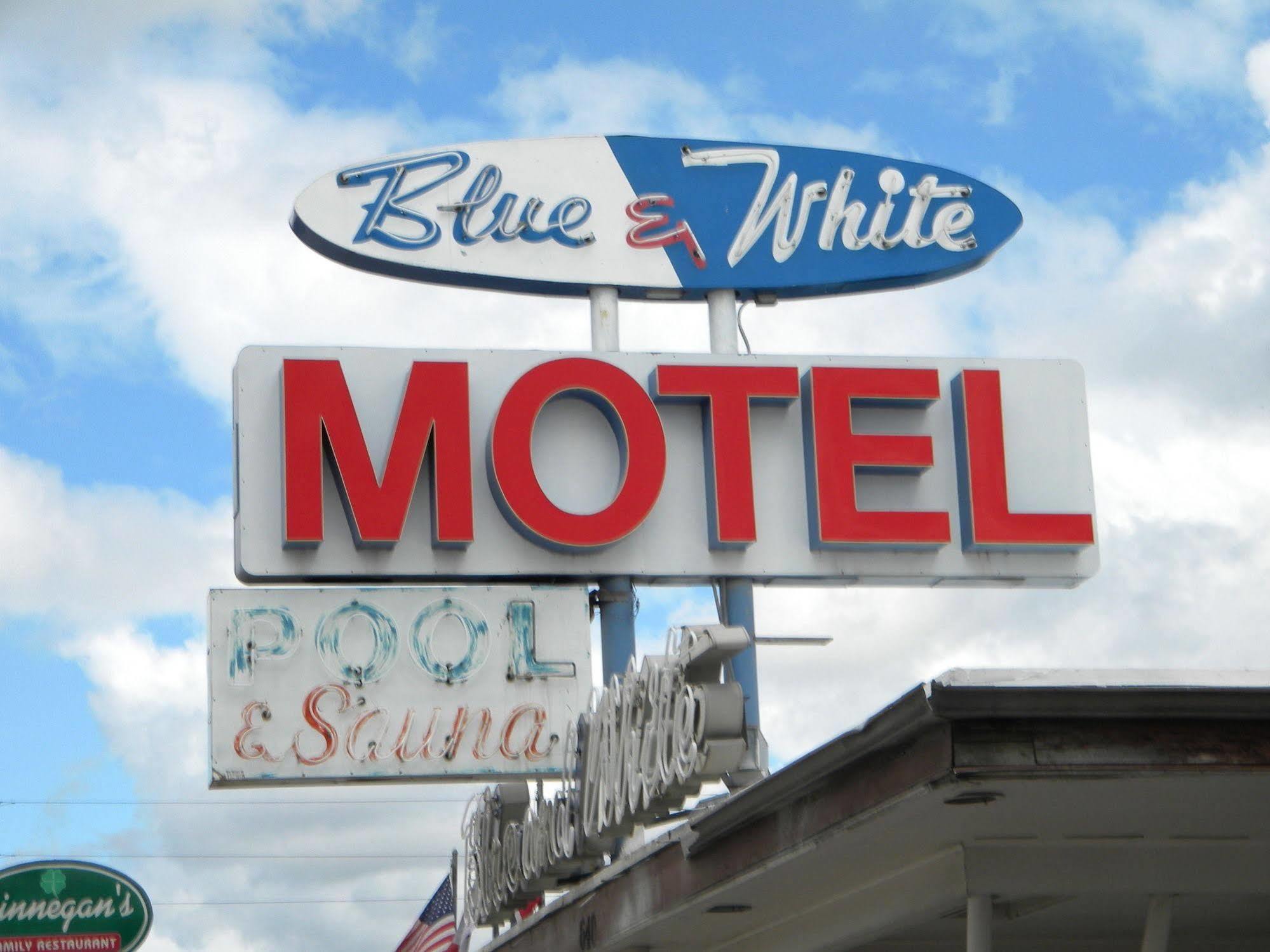 Blue And White Motel Kalispell Buitenkant foto