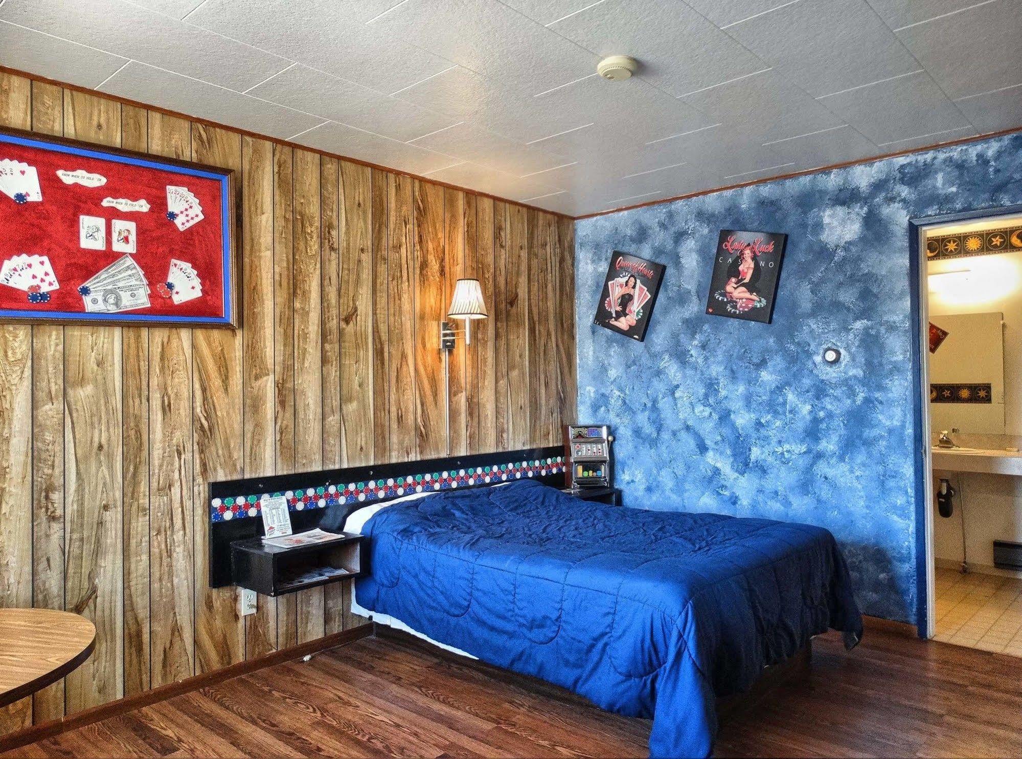 Blue And White Motel Kalispell Buitenkant foto