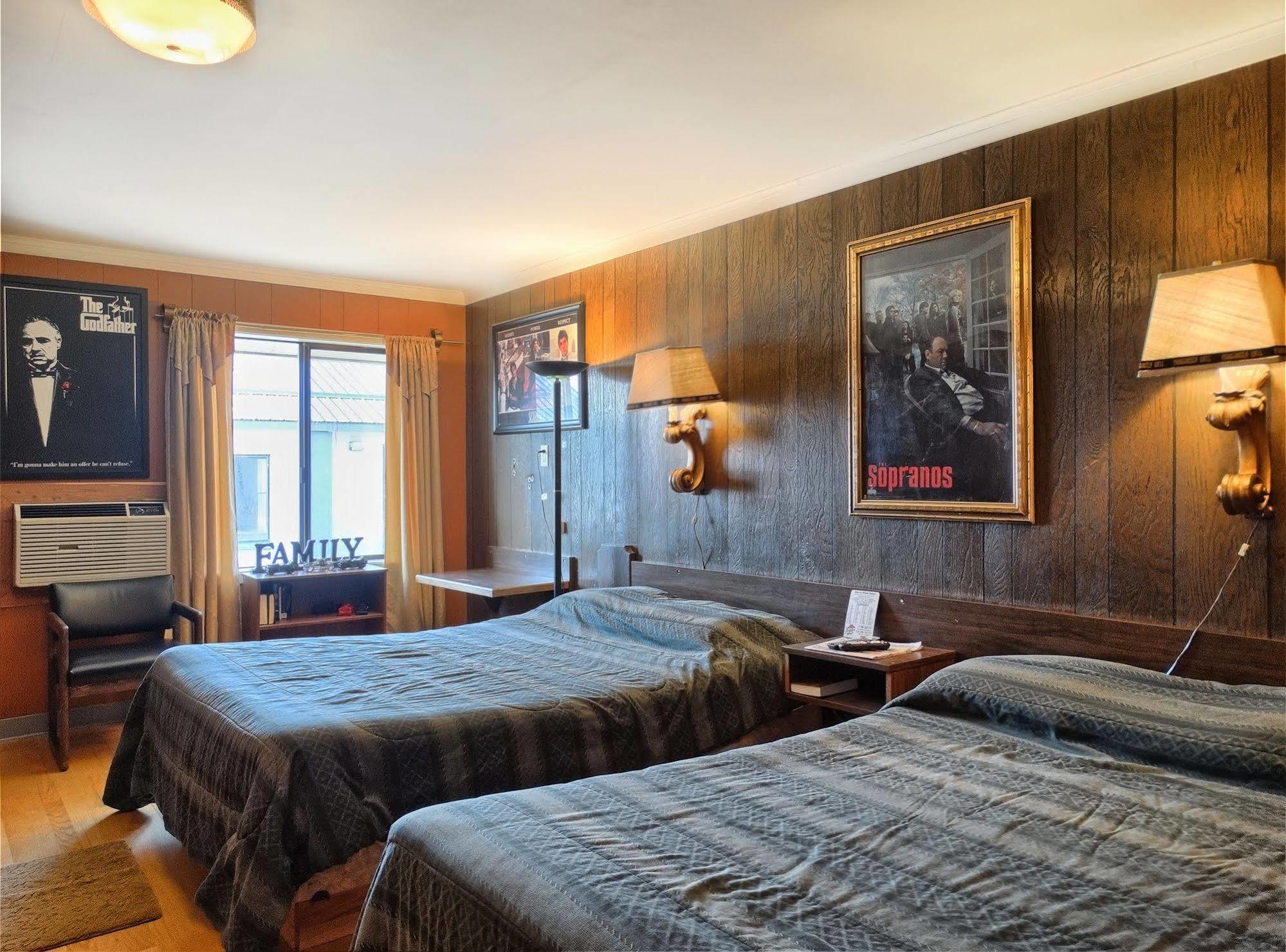 Blue And White Motel Kalispell Buitenkant foto